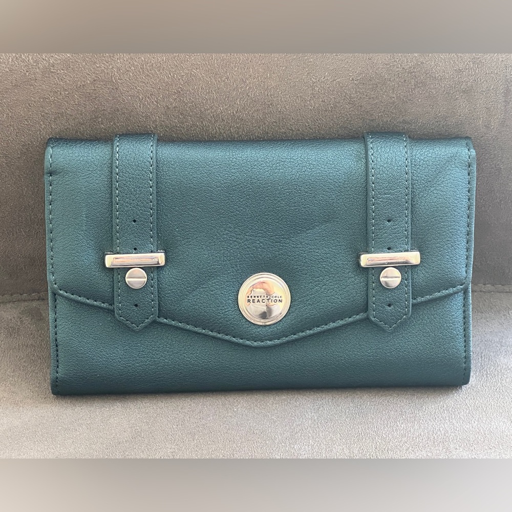 Kenneth Cole Reaction teal metallic wallet clutch